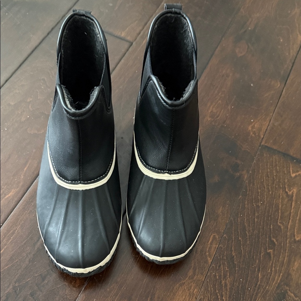 Style & Co. Kids Black and White Rain Boots